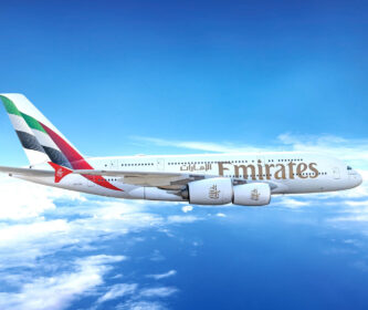 Emirates готовит пассажиров к наплыву после новогодних праздников